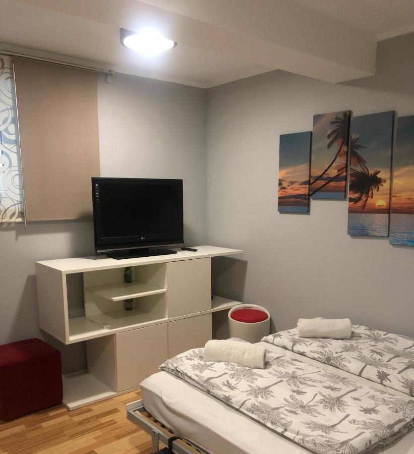 Apartment Red Square リュブリャナ エクステリア 写真